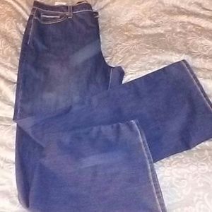 Levi's slimming jeans boot cut wider leg